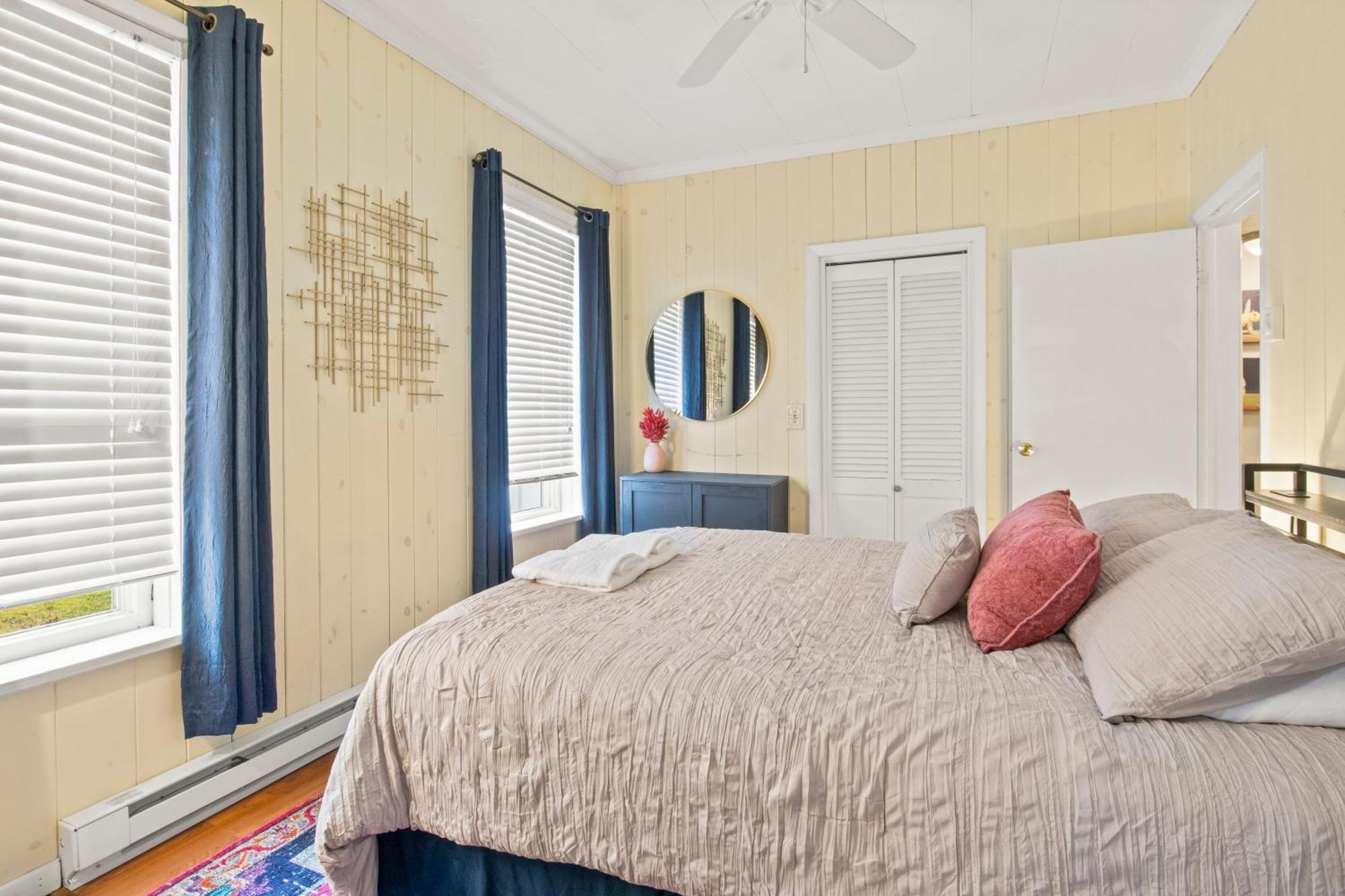 Walk To Parks, Dining & Lake! Game Room! Hot Tub! Watkins Glen Exterior foto